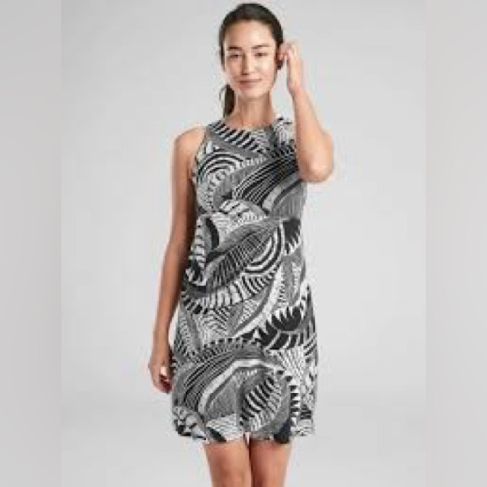 Athleta Santorini Printed High Neck Dress Zuma Print Black SIZEM NWT Knee length